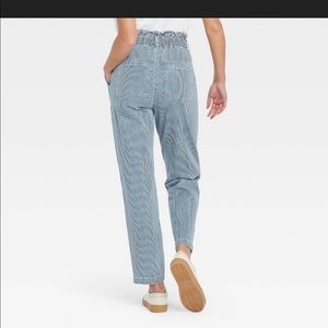 Universal Threads Tapered high rise pants